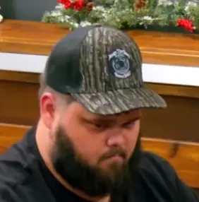 Aaron seated playing mid-stakes cash game poker on the Poker At The Lodge livestream.