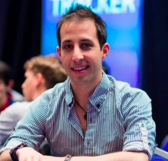 Alec Torelli seated playing high stakes cash game poker on livestream.