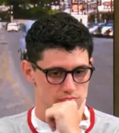 Bieber seated playing mid-stakes cash game poker on the Poker At The Lodge livestream.