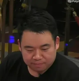 Gaolito seated playing high stakes cash game seated playing high stakes cash game poker on the Hustler Casino Live stream.