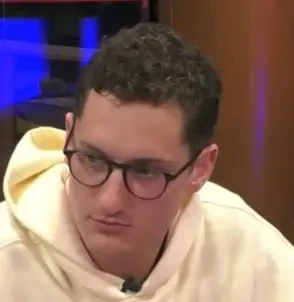 Jacob Fortinsky seated playing mid-stakes cash game poker on the Hustler Casino Live stream.