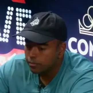 Meehar seated playing mid-stakes cash game poker on the Bally Live Poker livestream.