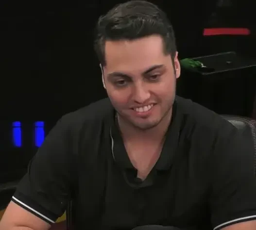 Poker Huggs seated playing high stakes poker on Hustler Casino Live