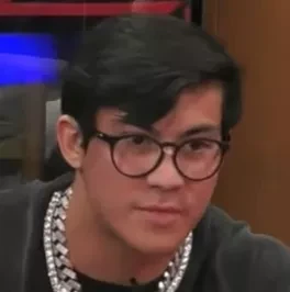 Shane "Togi" Stoffer seated playing high stakes cash game poker on the Hustler Casino Live stream.